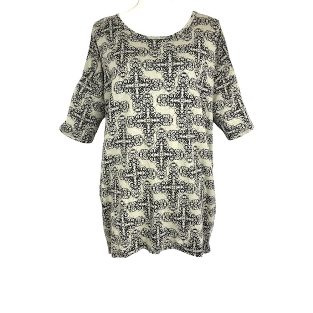 NWT Lularoe Irma (Size: XXS) High Low Goth Cross Pattern Short Sleeve Top